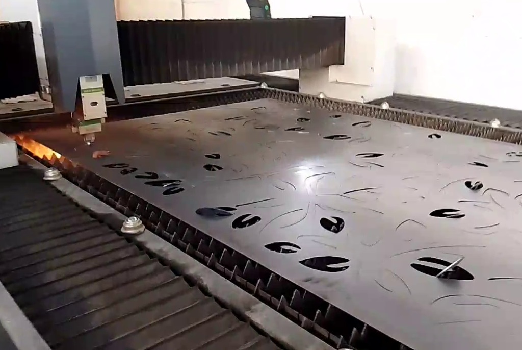 Jasa laser cutting depok